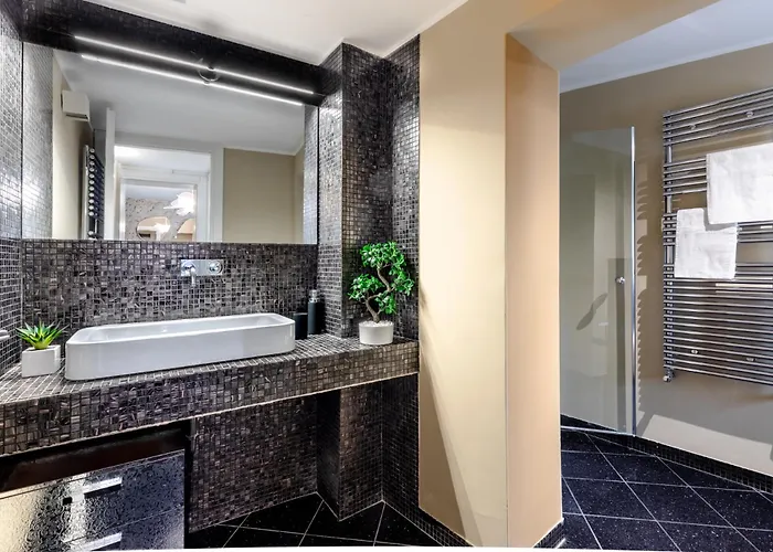 San Marco 213 *